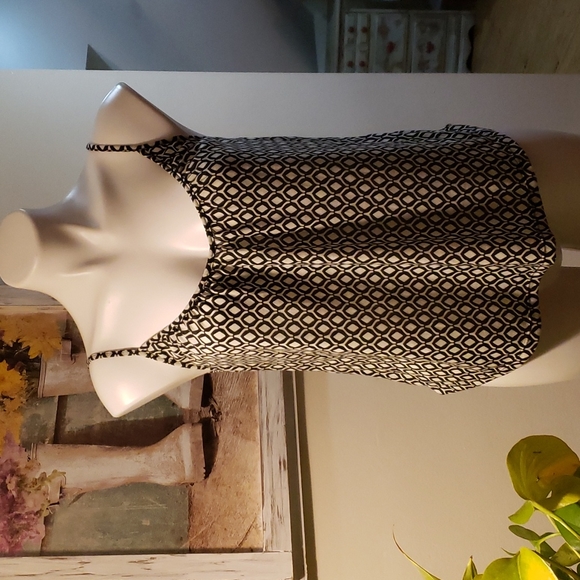 H&M Tank - Picture 1 of 5